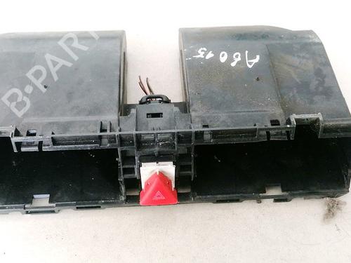Used Warning switch Warning switch VW PASSAT B6 (3C2) 2.0 TDI (140 hp) 35603701 35603701