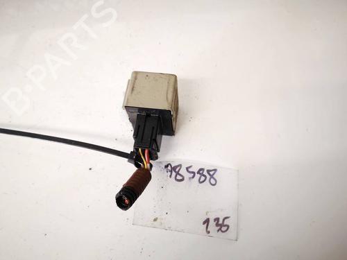 Used Electronic module Electronic module TOYOTA COROLLA Verso (ZER_, ZZE12_, R1_) 2.0 D-4D (CUR10_, CUR10R) (116 hp) 32939575 32939575