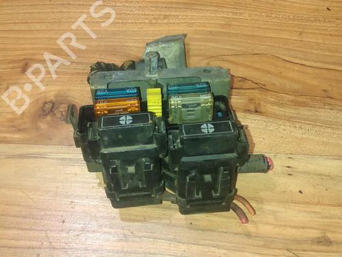 Used Fuse box Fuse box FIAT BRAVO I (182_) 1.9 TD 75 S (182.AF) (75 hp) 33531701 33531701