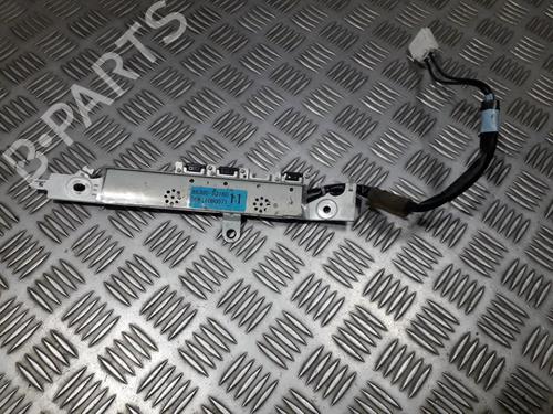 Used Electronic module Electronic module LEXUS IS II (_E2_) 220d (ALE20) (177 hp) 35704954 35704954
