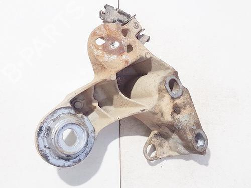 support-audi-a4-b5-8d2-1994-1995-1996-1997-1998-1999-2000-2001-33525295 main image