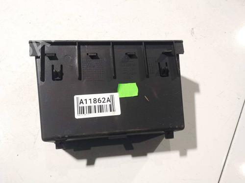Used Glove box Glove box 39062500 39062500