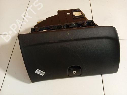 Vano posta oggetti Vano posta oggetti PEUGEOT 407 (6D_) 2.0 HDi 135 (6DRHRH, 6DRHRE, 6DRHRG, 6DRHRJ) (136 hp) 34890048 34890048