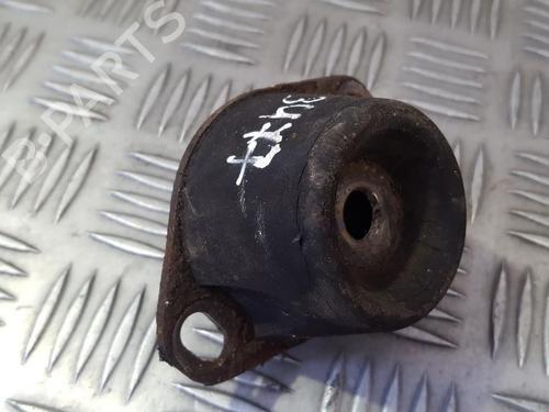 Used Engine mount Engine mount CITROËN XSARA (N1) 1.4 i (75 hp) 33494779 33494779