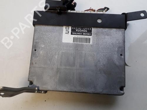 Used Engine control unit (ECU) Engine control unit (ECU) TOYOTA AVENSIS (_T25_) 2.0 D-4D (CDT250_, CDT250R) (116 hp) 33513408 33513408