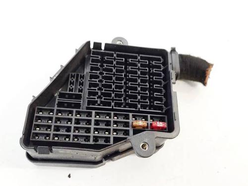 Used Fuse box Fuse box 38611333 38611333