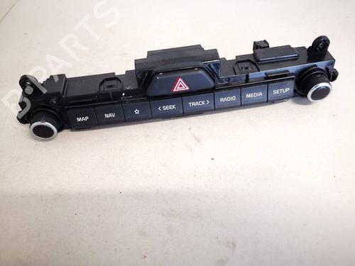 Used Warning switch Warning switch KIA SPORTAGE IV (QL, QLE) 1.6 T-GDI (177 hp) 35316726 35316726