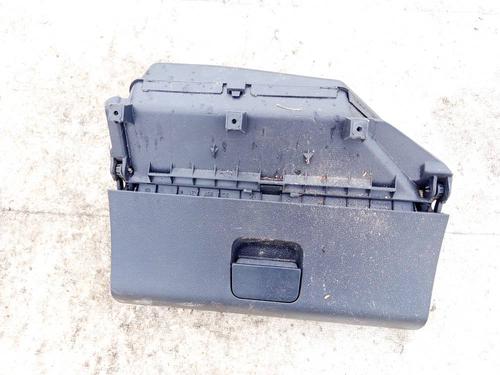 Used Glove box Glove box VW POLO IV (9N_, 9A_) 1.4 16V (80 hp) 34973529 34973529