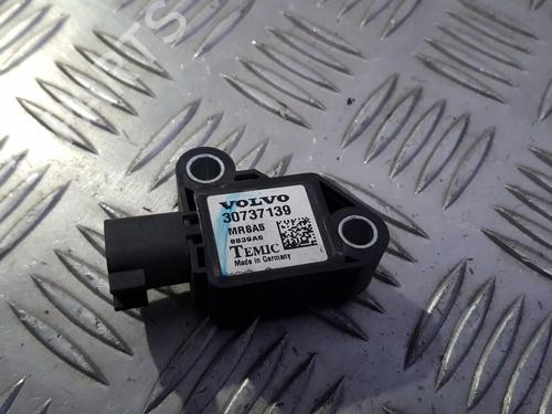 electronic-module-volvo-v50-545-2003-2004-2005-2006-2007-2008-2009-2010-2011-2012-33491288 main image
