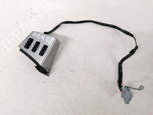 Used Steering wheel controls Steering wheel controls 35555975 35555975