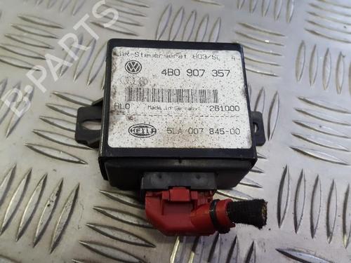 lights-ecu-audi-a6-c5-4b2-4b4-1997-1998-1999-2000-2001-2002-2003-2004-2005-35670567 main image
