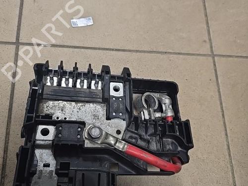 Used Fuse box Fuse box 36852675 36852675