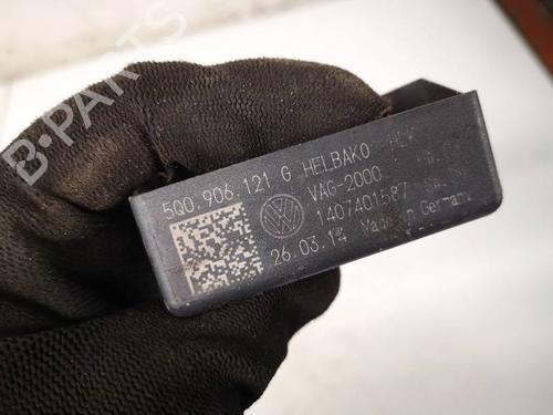 Electronic sensor AUDI A3 (8V1, 8VK) 1.6 TDI | BP37686969M84 - Image 4