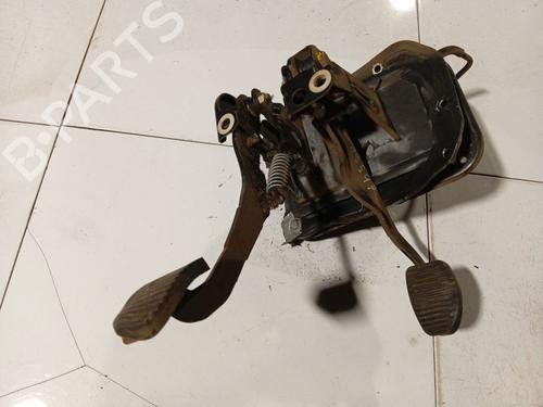 Used Pedal Pedal PEUGEOT 406 (8B) 2.0 HDI 110 (109 hp) 34916562 34916562