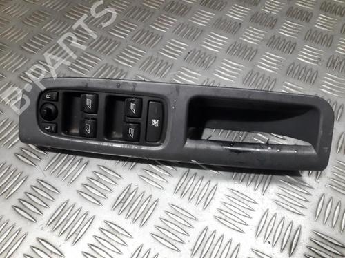switch-volvo-v50-545-2003-2004-2005-2006-2007-2008-2009-2010-2011-2012-33502502 main image