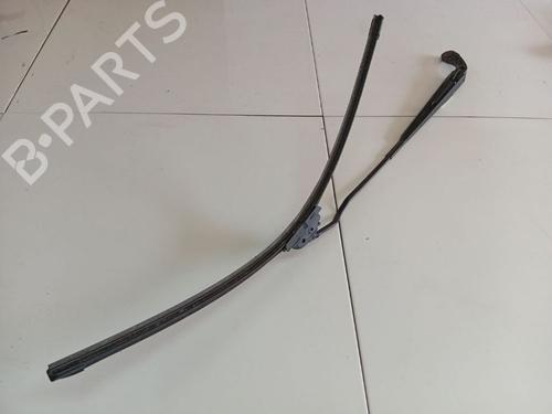 Used Front windshield wiper arm Front windshield wiper arm CHRYSLER VOYAGER IV (RG, RS) 2.8 CRD (150 hp) 33749715 33749715