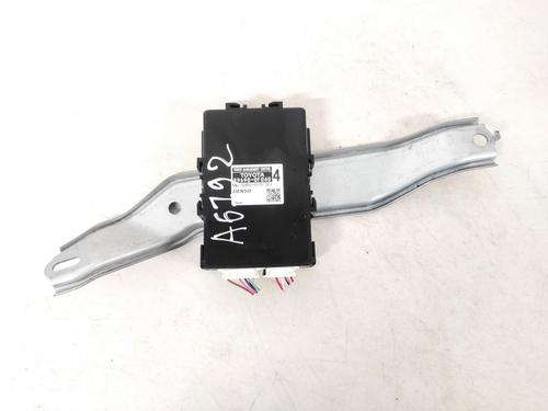 Used Electronic module Electronic module TOYOTA VERSO (_R2_) 2.0 D-4D (AUR20_, AUR20R) (126 hp) 33087175 33087175