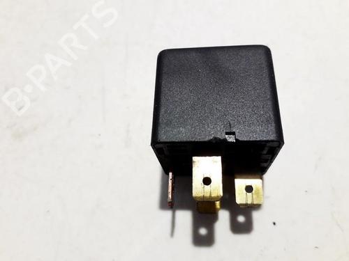 Electronic sensor HYUNDAI ELANTRA III (XD) 2.0 CRDi | BP33523941M84 - Image 2