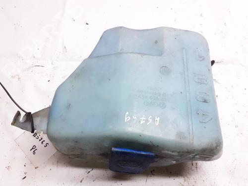 Used Windscreen washer tank Windscreen washer tank VW PASSAT B3/B4 Variant (3A5, 35I) 1.9 TD (75 hp) 35881647 35881647