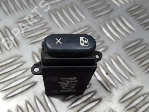 Used Switch Switch RENAULT MEGANE Scenic (JA0/1_) 1.6 i (JA0L) (75 hp) 33499508 33499508