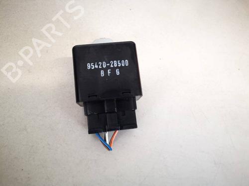 Used Electronic module Electronic module HYUNDAI SANTA FÉ II (CM) 2.2 CRDi GLS (150 hp) 32951561 32951561