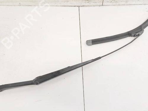 front-windshield-wiper-arm-opel-zafira-a-mpv-t98-1999-2000-2001-2002-2003-2004-2005-2006-32930166 main image