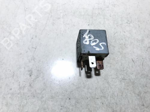 Used Electronic sensor Electronic sensor VW PASSAT B3/B4 Variant (3A5, 35I) 1.9 TD (75 hp) 33516262 33516262