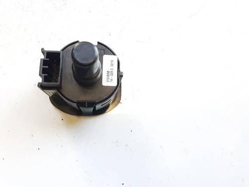 Switch VOLVO V40 Hatchback (525) T2 | BP39182691I30 - Image 3