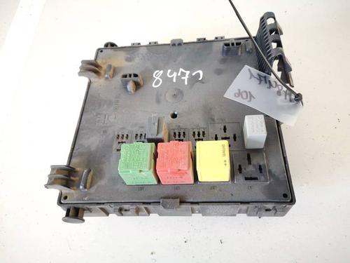 Used Fuse box Fuse box OPEL VECTRA C (Z02) 1.9 CDTI (F69) (150 hp) 32917890 32917890