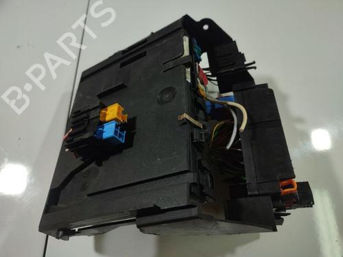 Used Fuse box Fuse box PEUGEOT 406 (8B) 2.0 HDI 110 (109 hp) 32555478 32555478
