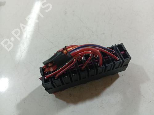 Fuse box AUDI A6 C6 (4F2) 2.0 TDI | BP32531056E1