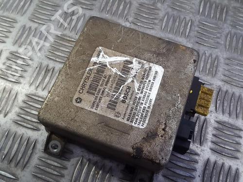 Used ECU airbags ECU airbags CHRYSLER VOYAGER / GRAND VOYAGER III (GS_, NS_) 3.3 i (158 hp) 33495337 33495337