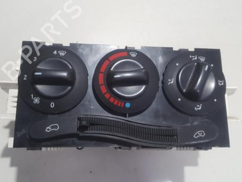 Used Climate control Climate control MERCEDES-BENZ A-CLASS (W168) A 140 (168.031, 168.131) (82 hp) 35845370 35845370