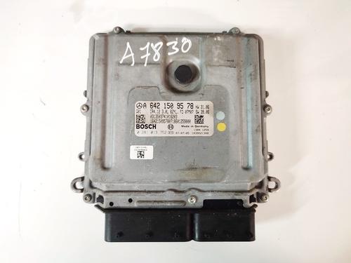 Used Engine control unit (ECU) MERCEDES-BENZ M-CLASS (W164) ML 280 CDI 4-matic (164.120) (190 hp) 32898548
