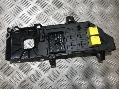 Used Fuse box Fuse box OPEL SIGNUM Hatchback (Z03) 2.2 DTI (F48) (125 hp) 33498454 33498454