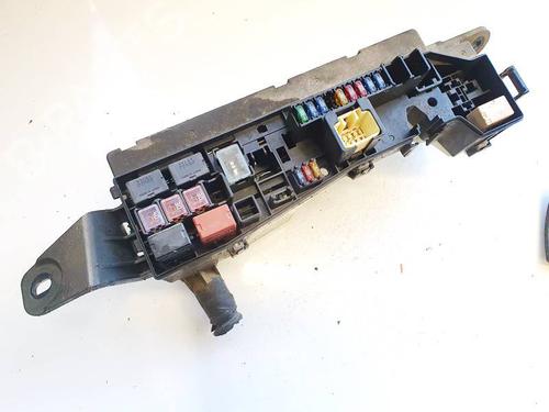 Used Fuse box TOYOTA COROLLA Verso (_E12_) 1.6 VVT-i (ZZE121_, ZZE121R) (110 hp) 32965853