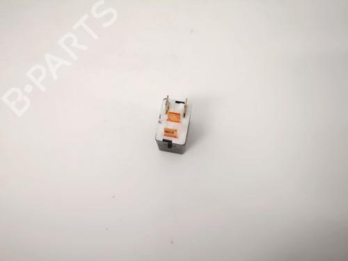 Electronic sensor TOYOTA RAV 4 II (_A2_) 2.0 D 4WD (CLA20_, CLA21_, CLA20R, CLA21R) | BP32886398M84 - Image 2