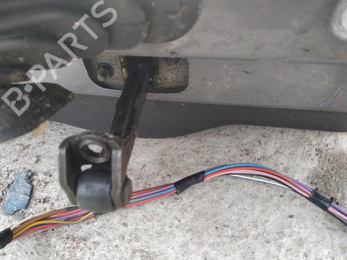 Used Hinge/Door check strap Hinge/Door check strap 35439070 35439070