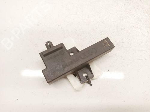 Used Electronic module Electronic module AUDI A4 B8 (8K2) 2.0 TDI (143 hp) 36454982 36454982