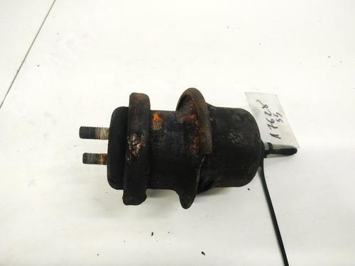 Used Engine mount Engine mount VOLVO S40 II (544) 2.0 D (136 hp) 32894335 32894335