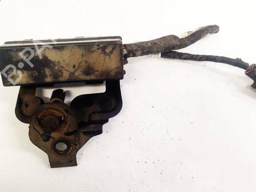 Used Fuse box Fuse box CHRYSLER 300C Touring (LX, LE) 3.0 CRD (218 hp) 32605913 32605913