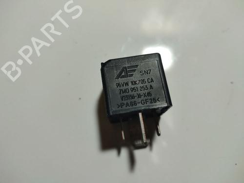 Electronic sensor SKODA FABIA II (542) 1.4 TDI | BP32571903M84 - Image 2