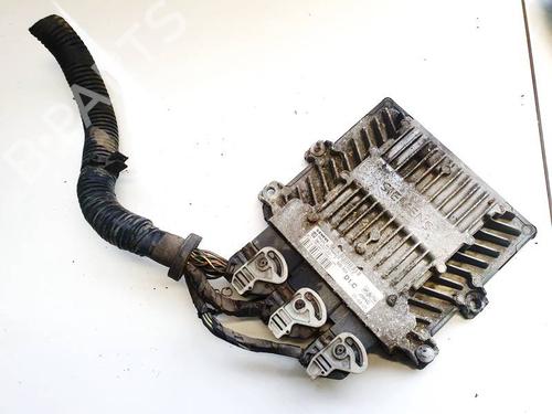 Used Engine control unit (ECU) Engine control unit (ECU) VOLVO V50 (545) 2.0 D (136 hp) 32935544 32935544