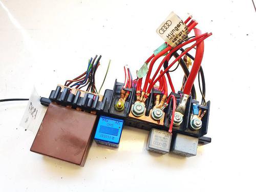 Used Fuse box Fuse box AUDI A6 C5 (4B2, 4B4) 2.5 TDI (150 hp) 32949681 32949681