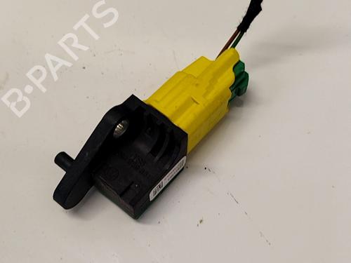 Used Electronic module Electronic module SEAT LEON (1P1) 1.9 TDI (105 hp) 33683366 33683366