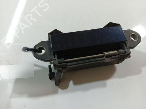 rear-left-exterior-door-handle-audi-a4-b5-8d2-1994-1995-1996-1997-1998-1999-2000-2001-34870106 main image