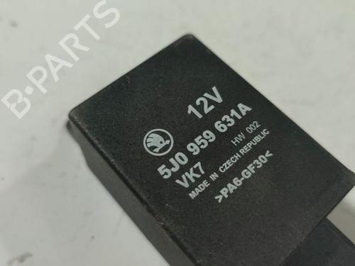 Electronic module SKODA ROOMSTER (5J7) 1.2 | BP33488411M83 - Image 3