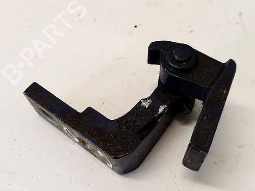 Used Hinge/Door check strap Hinge/Door check strap 37064070 37064070