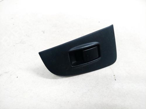 Used Switch Switch TOYOTA AVENSIS (_T25_) 2.0 D-4D (ADT250_, ADT250R) (126 hp) 33077873 33077873