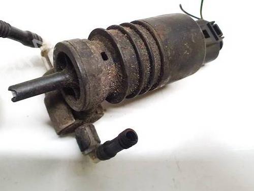 Used Washer pump Washer pump VW PASSAT B7 (362) 1.6 TDI (105 hp) 34878980 34878980